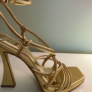 Women’s Dress, gold high heel